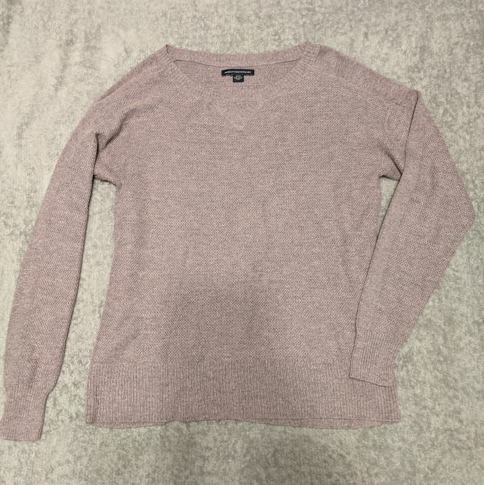 AE // Knit sweater in Lilac size Small